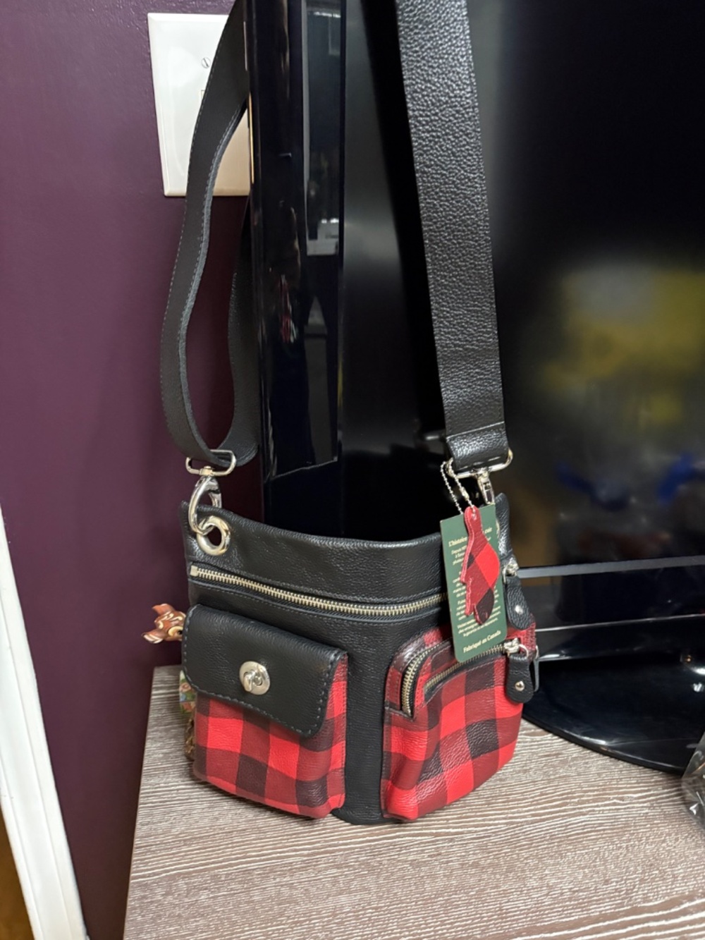 NWT Roots bag & wallet - Picture 4 of 7